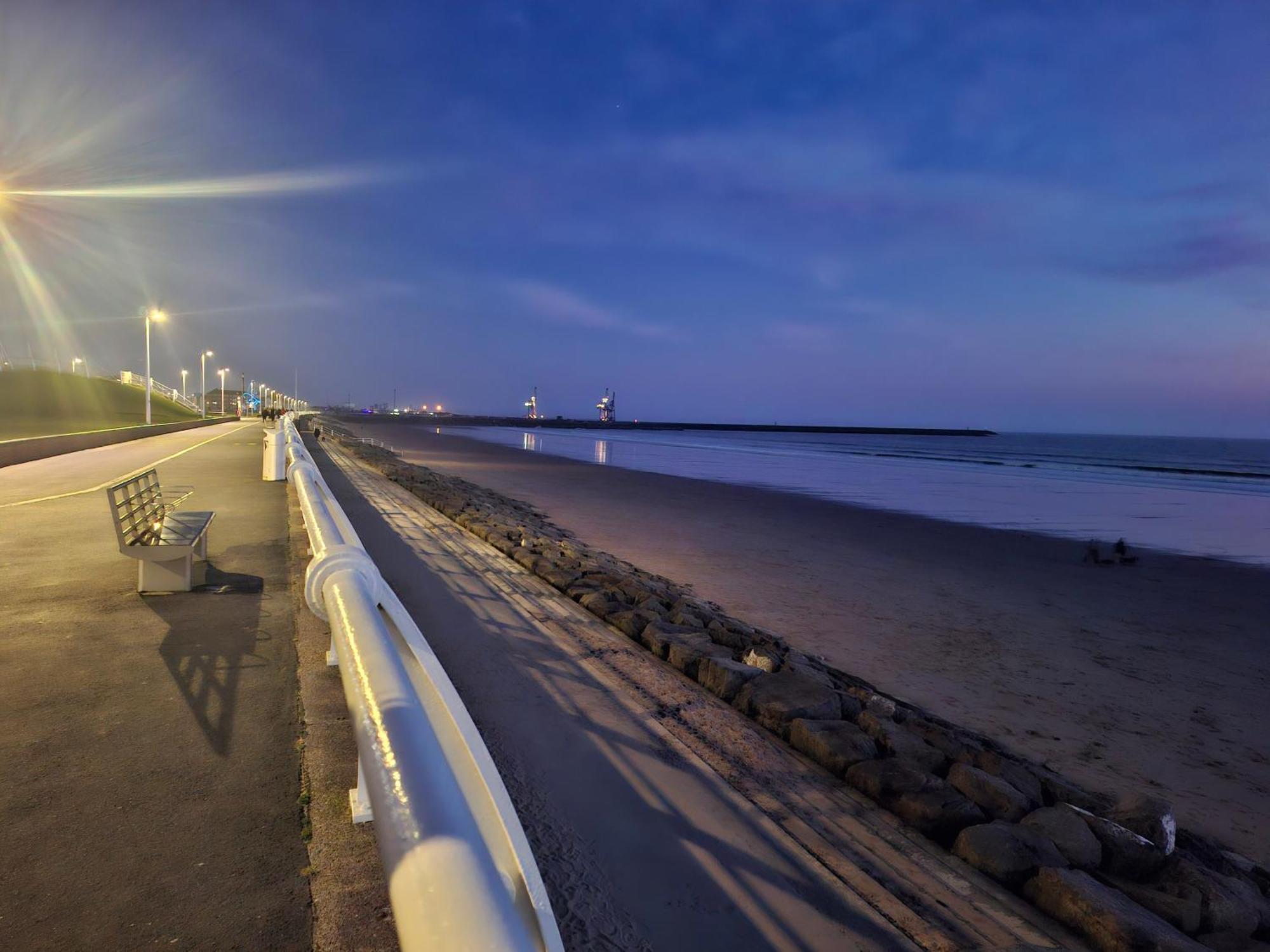 Driftmark Beachfront Location Aberavon Beach Sea Views Large Driveway Parking Private Site Fibre Optic Wi Fi بورت تالبوت المظهر الخارجي الصورة